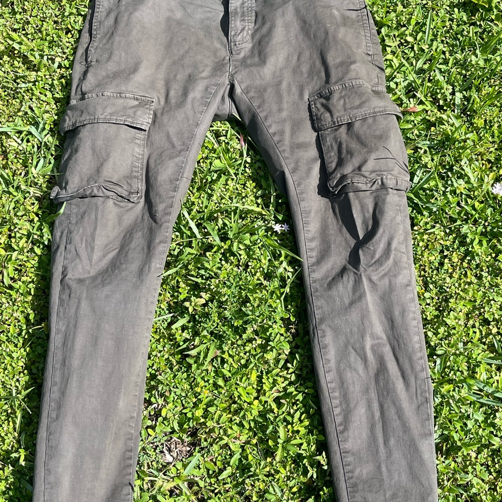 Men's Cargo Pants in Olive Green